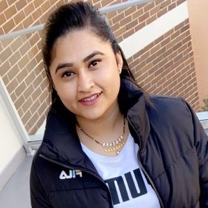 Meet your Posher, Mani